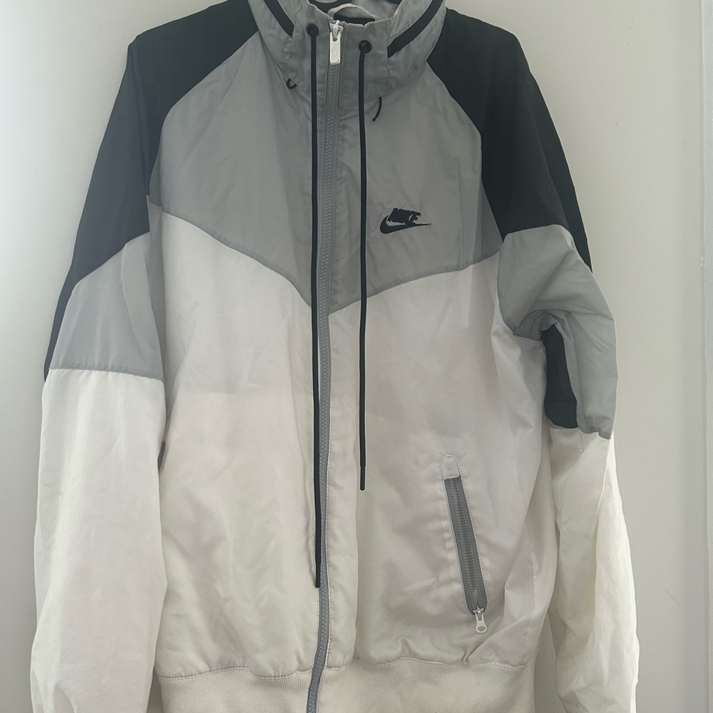 Nike Black and white Windbreaker Jacket Coat size M